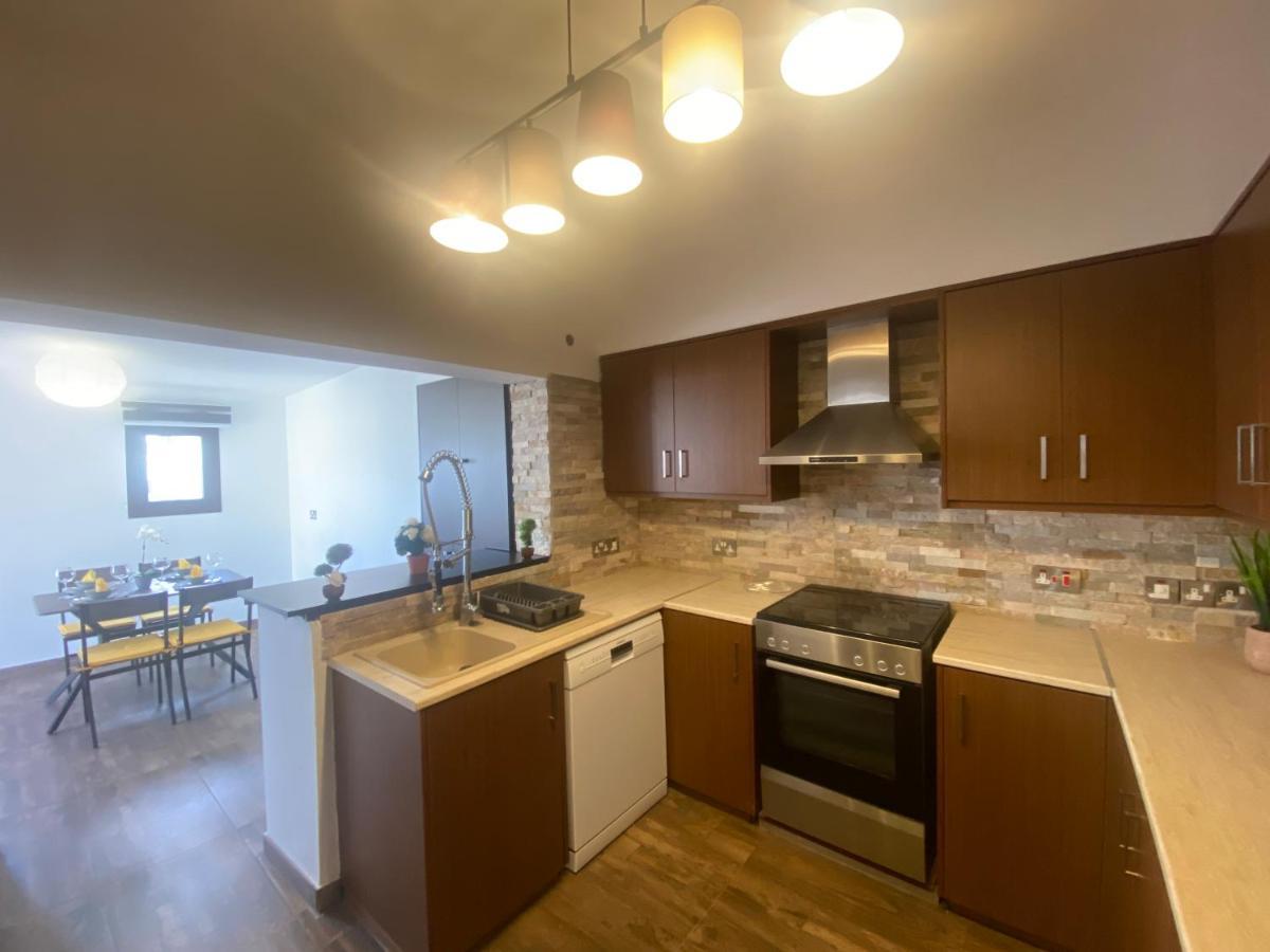 Philip Spacious Apartment Lemesos Exteriér fotografie